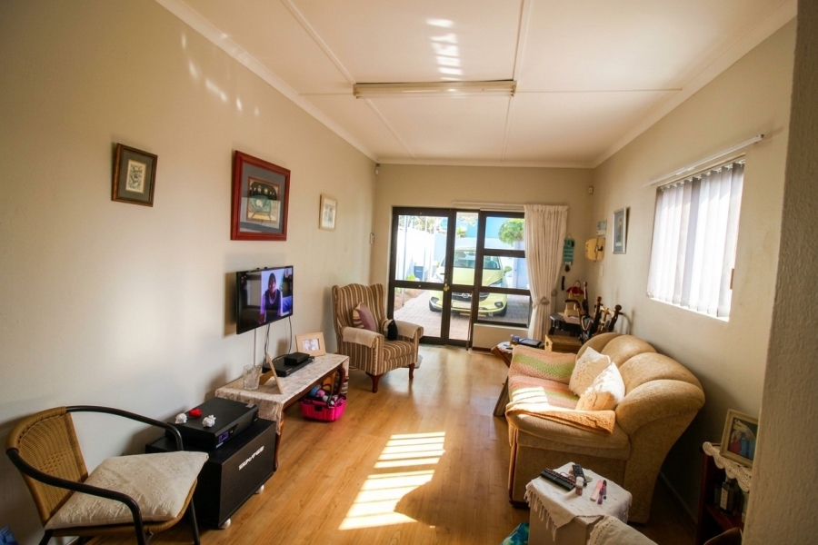 4 Bedroom Property for Sale in Berea Eastern Cape